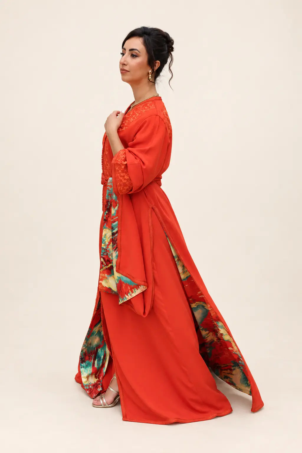 Tenue 2 Pieces rouge – vue de profil